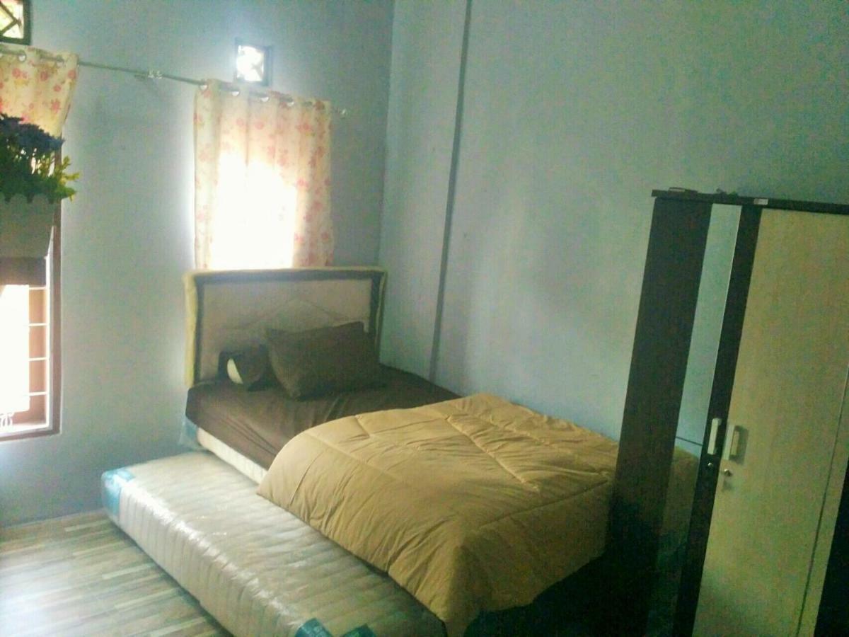 Homestay Bumi Asri III Cikutra Bandung Ngoại thất bức ảnh